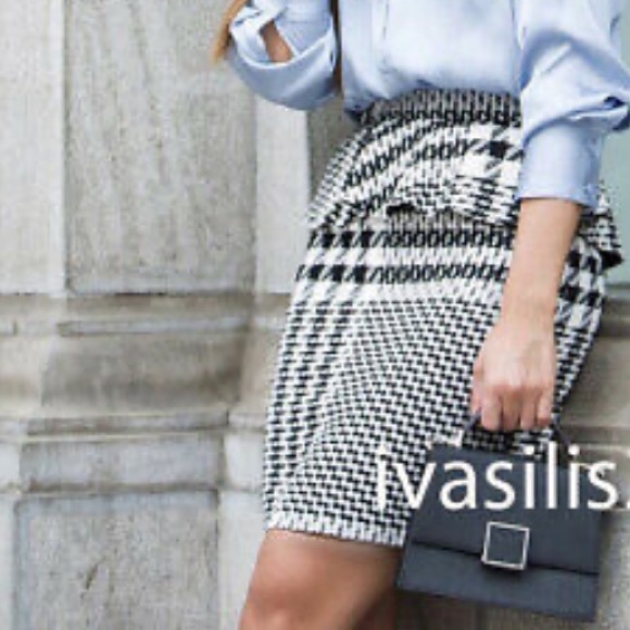 Zara Dresses & Skirts - NWT Zara ruffled plaid pencil skirt size XS